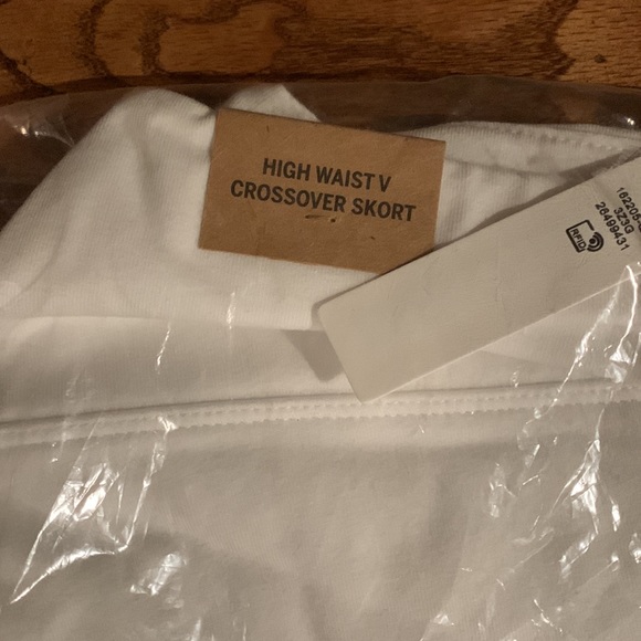 Pink Victoria’s Secret High Waist V Crossover Skort - Picture 6 of 7